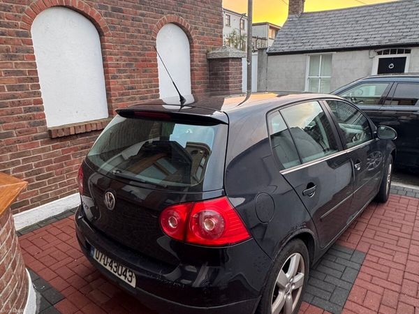 Volkswagen Golf Hatchback, Petrol, 2007, Black