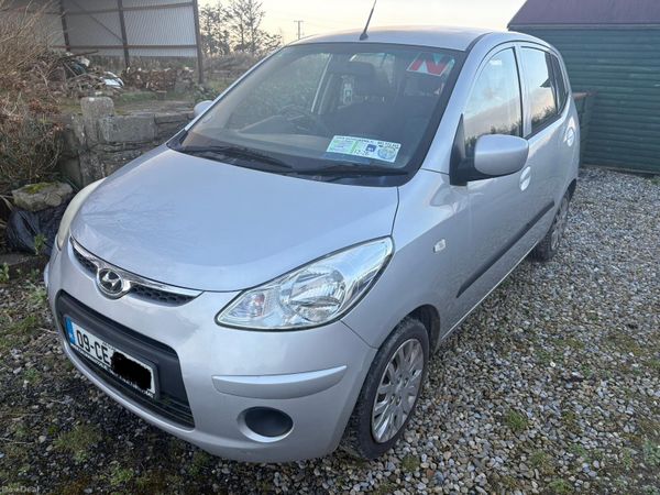 Hyundai i10 Hatchback, Petrol, 2009, Silver