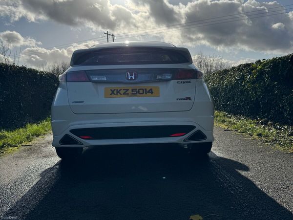 Honda Civic Hatchback, Petrol, 2009, White