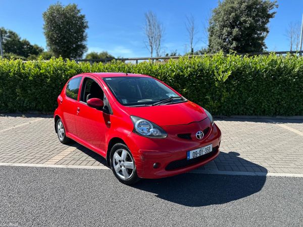 Toyota Aygo Hatchback, Petrol, 2009, Red