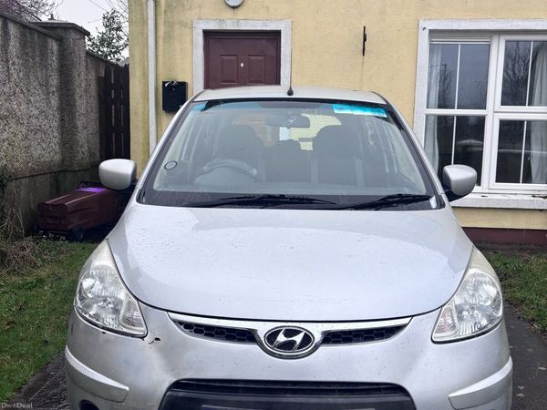 Hyundai i10 Hatchback, Petrol, 2009, Silver