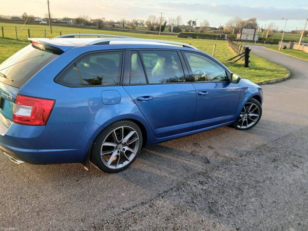 Skoda Octavia Estate, Diesel, 2016, Blue