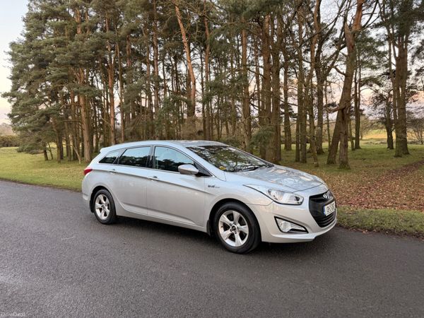 Hyundai i40 Estate/Jeep, Diesel, 2013, Silver