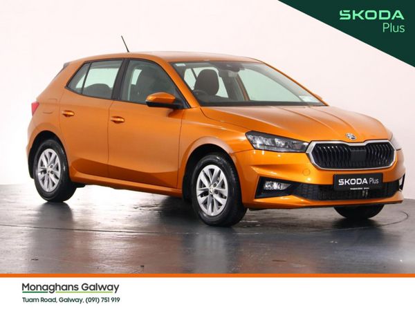 Skoda Fabia Hatchback, Petrol, 2023, Orange