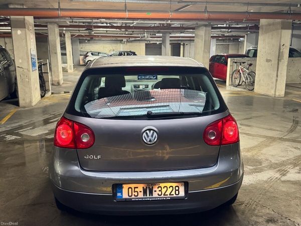 Volkswagen Golf Hatchback, Petrol, 2005, Grey
