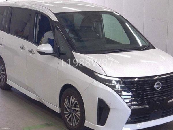 Nissan Serena MPV, Petrol Hybrid, 2024, White