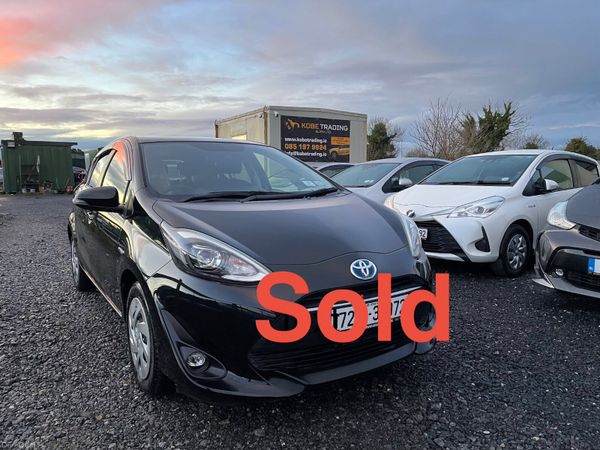 Toyota Aqua Hatchback, Petrol Hybrid, 2017, Black