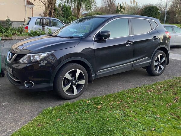 Nissan Qashqai Hatchback, Petrol, 2016, Black