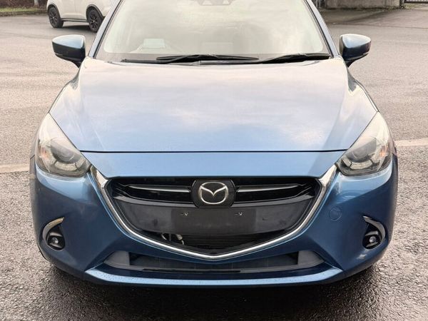 Mazda Demio Hatchback, Diesel, 2014, Blue