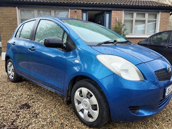 Toyota Yaris Hatchback, Petrol, 2006, Blue