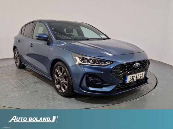 Ford Focus Hatchback, Diesel, 2023, Blue