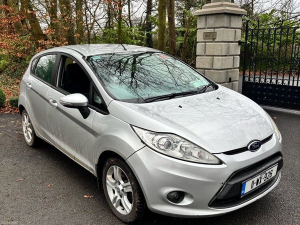 Ford Fiesta Hatchback, Diesel, 2011, Silver