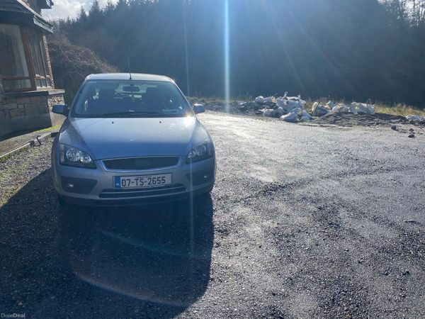 Ford Focus Saloon, Petrol, 2007, Blue