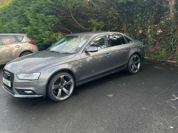 Audi A4 Saloon, Diesel, 2015, Grey