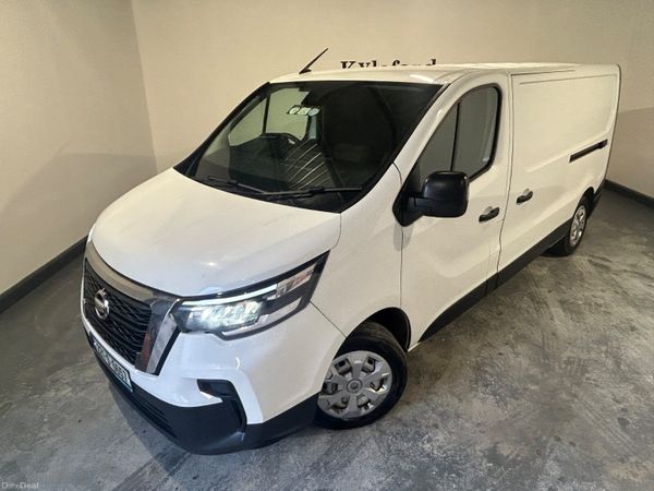 Nissan Primastar MPV, Diesel, 2022, White