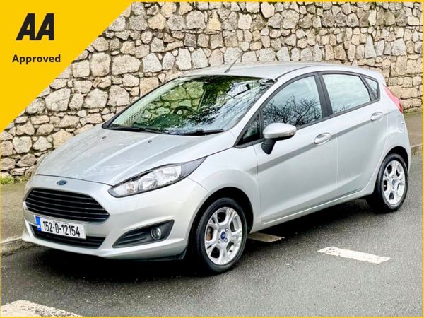 Ford Fiesta Hatchback, Petrol, 2015, Silver