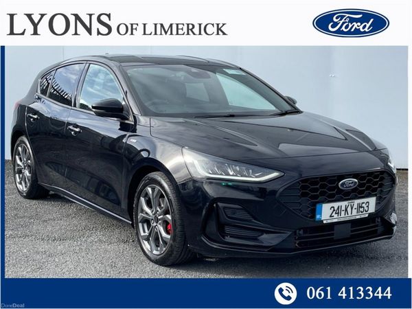 Ford Focus Hatchback, Petrol, 2024, Black