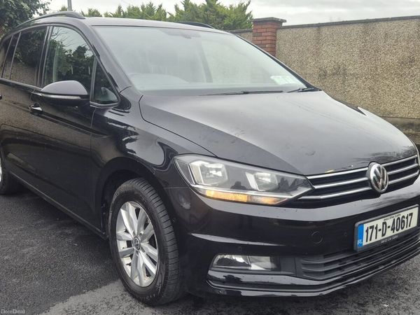 Volkswagen Touran MPV, Diesel, 2017, Black