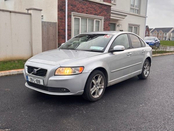 Volvo S40 Saloon, Diesel, 2009, Silver