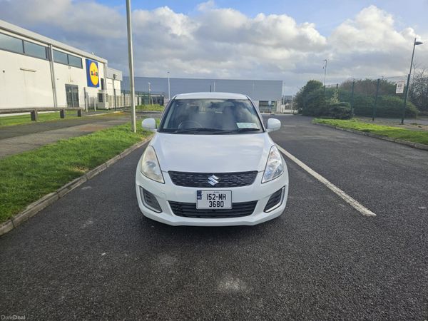 Suzuki Swift Hatchback, Petrol, 2015, White