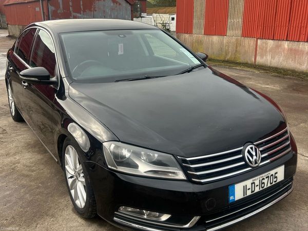 Volkswagen Passat Saloon, Diesel, 2011, Black