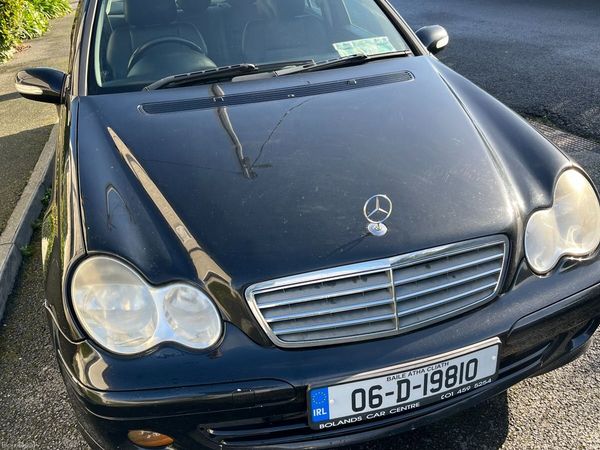 Mercedes-Benz C-Class Saloon, Petrol, 2006, Black
