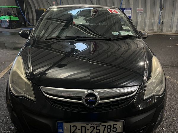 Opel Corsa Hatchback, Petrol, 2012, Black
