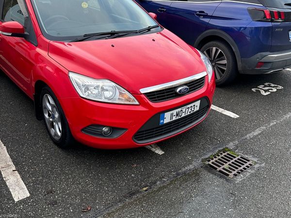 Ford Focus Hatchback, Diesel, 2011, Red