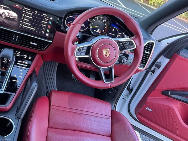 Porsche Cayenne SUV, Petrol Plug-in Hybrid, 2023, White