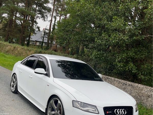 Audi A4 Saloon, Diesel, 2011, White