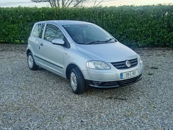 Volkswagen Fox Hatchback, Petrol, 2009, Silver