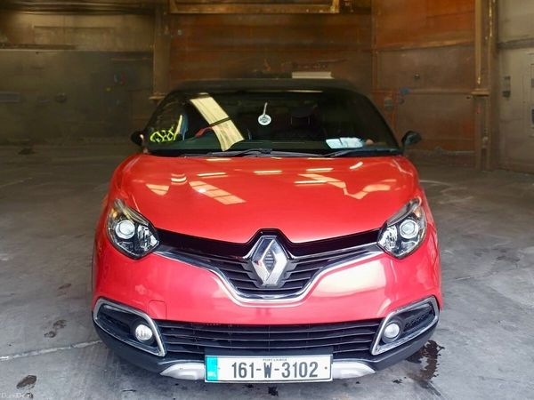 Renault Captur Hatchback, Diesel, 2016, Red