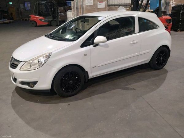 Opel Corsa Hatchback, Petrol, 2007, White