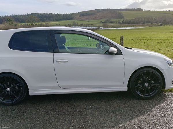 Volkswagen Golf Hatchback, Diesel, 2011, White