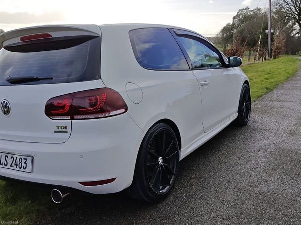 Volkswagen Golf Hatchback, Diesel, 2011, White