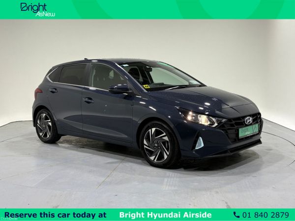Hyundai i20 Hatchback, Petrol, 2023, Grey