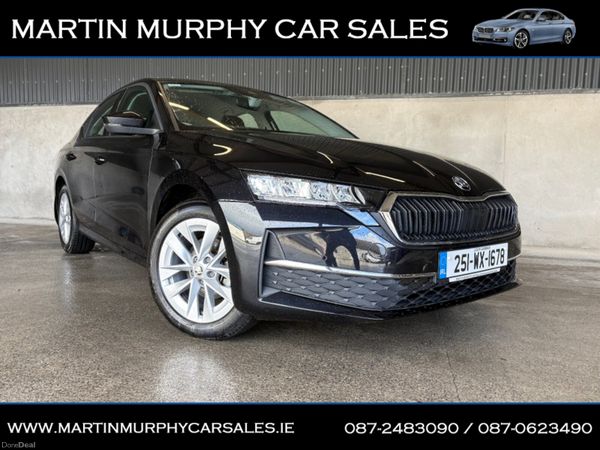Skoda Octavia Hatchback, Diesel, 2025, Black