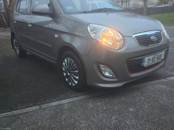 Kia Picanto Hatchback, Petrol, 2011, Silver