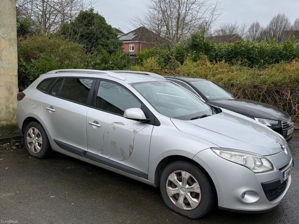 Renault Megane Estate, Diesel, 2011, Silver