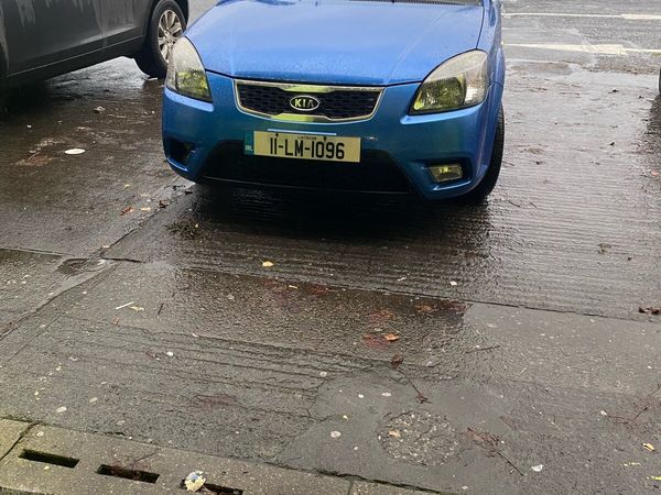 Kia Rio Hatchback, Diesel, 2011, Blue