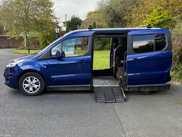 Ford Tourneo Connect MPV, Diesel, 2015, Blue