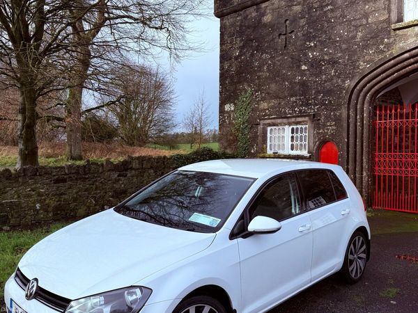 Volkswagen Golf Hatchback, Diesel, 2016, White