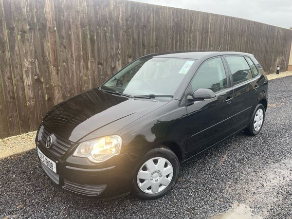 Volkswagen Polo Hatchback, Petrol, 2007, Black