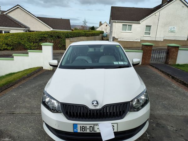 Skoda Fabia Hatchback, Petrol, 2018, White