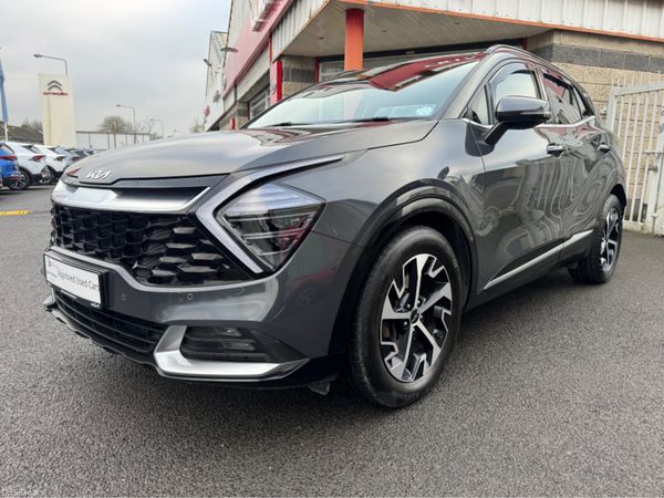 Kia Sportage MPV, Diesel, 2022, Grey