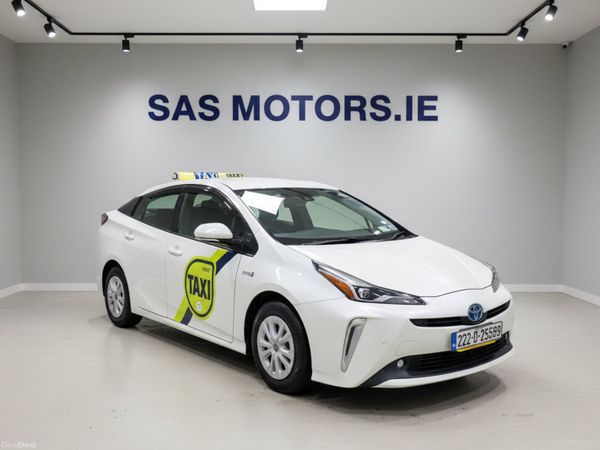 Toyota Prius Hatchback, Petrol Hybrid, 2022, White