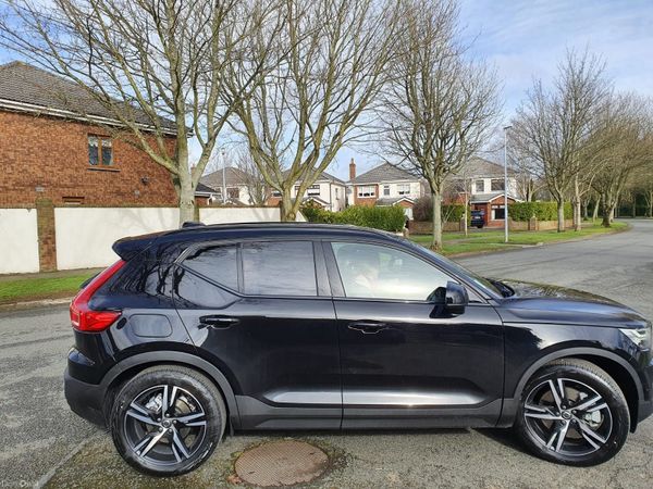 Volvo XC40 Estate/Jeep, Petrol Plug-in Hybrid, 2021, Black