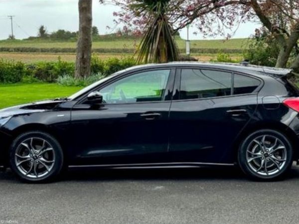 Ford Focus Hatchback, Diesel, 2019, Black