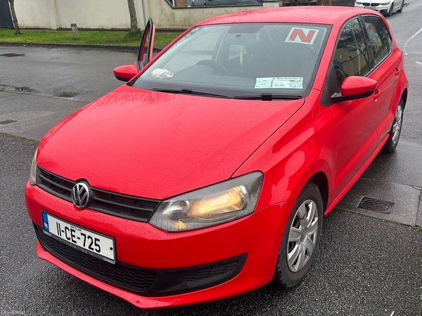 Volkswagen Polo Hatchback, Petrol, 2011, Red
