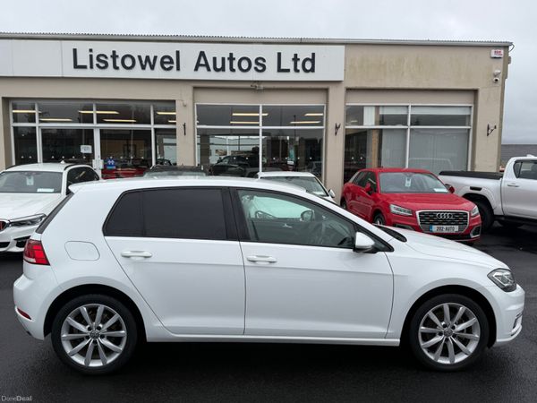 Volkswagen Golf Hatchback, Petrol, 2019, White